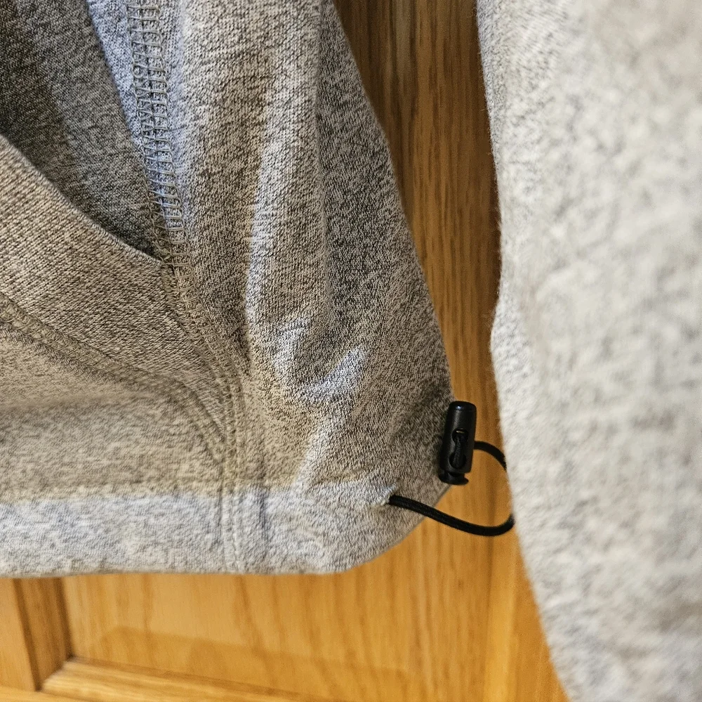 Uniqlo Reversible Jacket - Picture 5 of 7